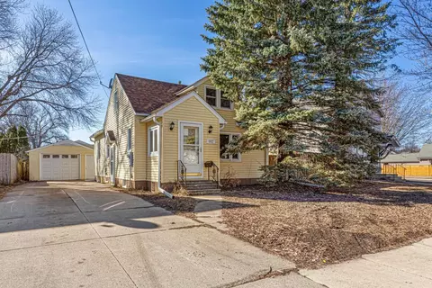 802 8th St SE, Austin, MN 55912