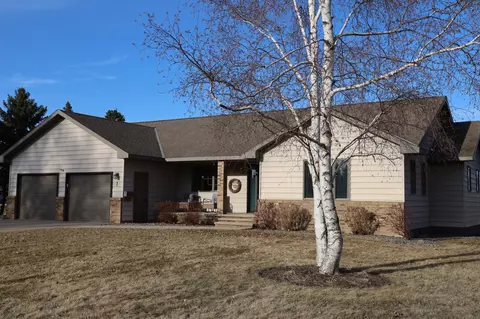 1 1st Ave, Morris, MN 56267