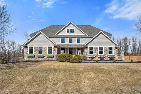 7620 Crosswind Ct, Lakeville, MN 55044