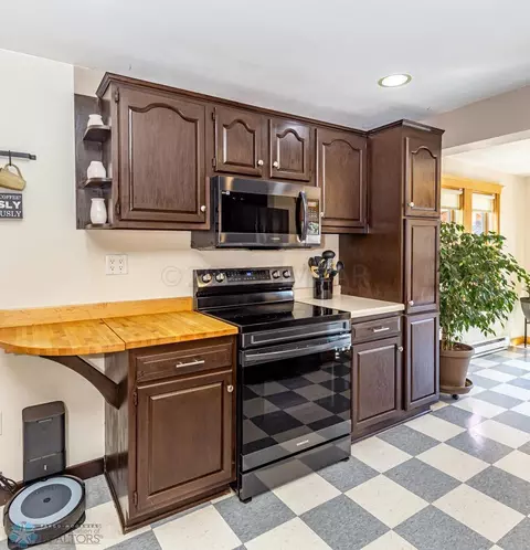 Kitchen - 354 7 Ave S, Fargo, ND 58103 photo 2 of 4
