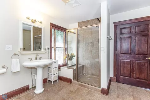 Bath - 354 7 Ave S, Fargo, ND 58103 photo 3 of 4