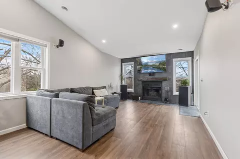 7303 Penny Hill Rd, Eden Prairie, MN 55346