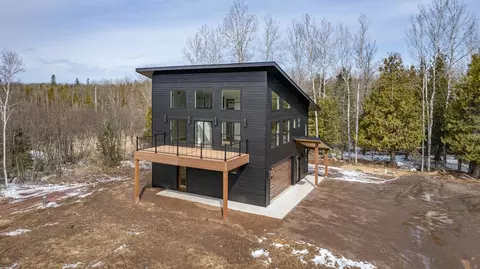 3089 Lavis Rd, Duluth, MN 55804