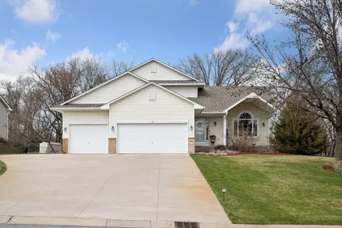 874 Kayla Ln, Hanover, MN 55341