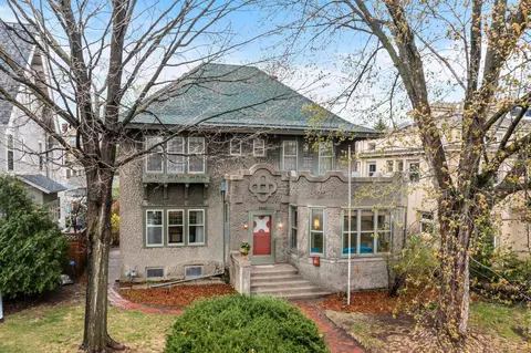 2429 Irving Ave S, Minneapolis, MN 55405