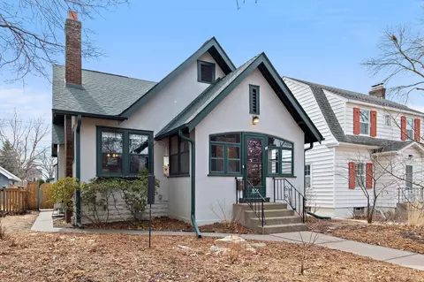 2156 Stanford Ave, Saint Paul, MN 55105