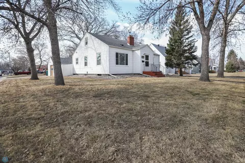 324 Francis St, West Fargo, ND 58078