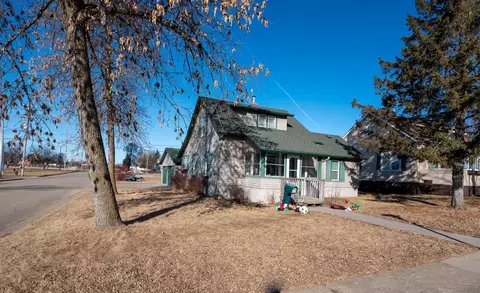 603 5th St NE, Staples, MN 56479