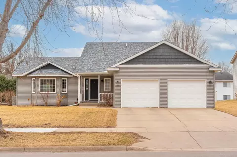 1728 Highland Trl, Saint Cloud, MN 56301