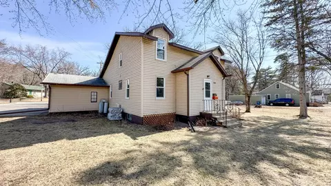 502 Summit Ave S, Sauk Rapids, MN 56379