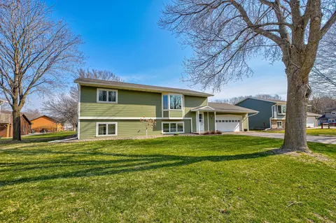 4414 Wiebusch Dr, Red Wing, MN 55066