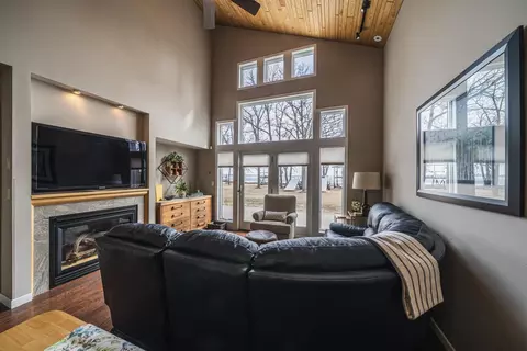 46300 Marin Bay Loop, Perham, MN 56573 photo 3
