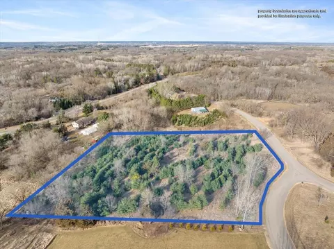 405 Highland Vw, Saint Joseph Twp, WI 54082