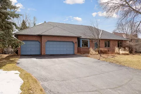 3440 Oxford Cir, Woodbury, MN 55125