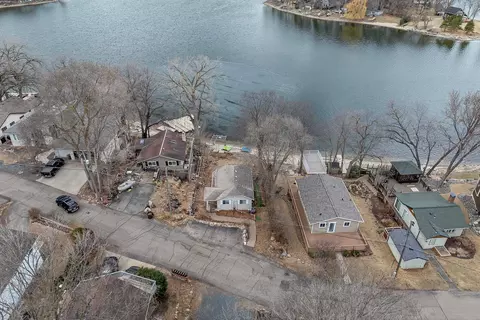 16568 Inguadona Beach Cir SW, Prior Lake, MN 55372