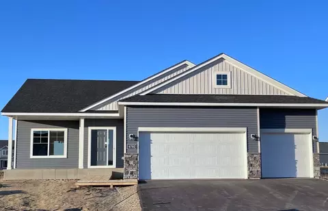 9792 32nd St NE, Saint Michael, MN 55376