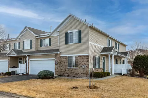 5821 Sandcherry Pl NW, Rochester, MN 55901