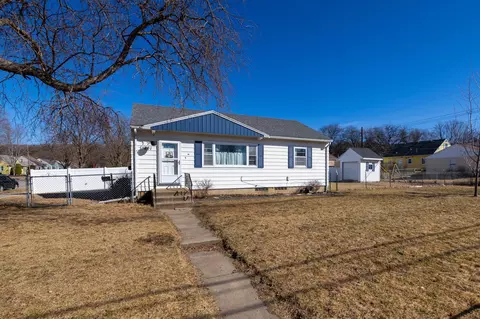 801 14th St NE, Rochester, MN 55906