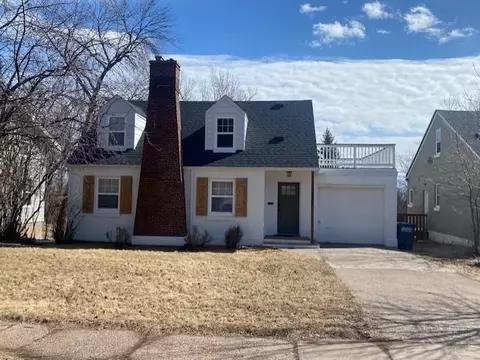 2324 Jefferson St, Duluth, MN 55812 photo 1