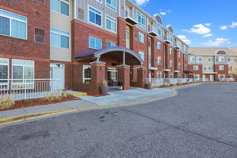649 Old Highway 8 NW #245, New Brighton, MN 55112