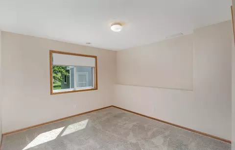 2127 Ormond Dr, Shakopee, MN 55379 photo 26