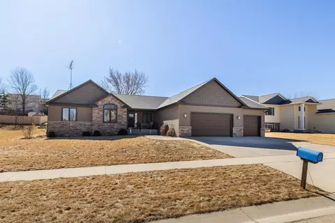 Exterior - 470 12th St NW, Byron, MN 55920 photo 2 of 8