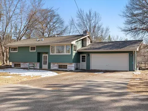 7113 Excelsior Rd, Baxter, MN 56425