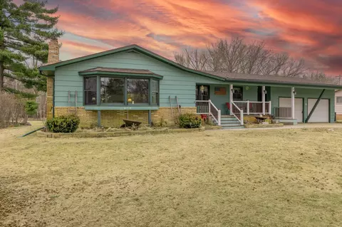 1001 Park Ave NE, Staples, MN 56479