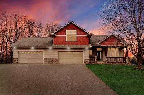 25257 Firefly Ave, Wyoming, MN 55092