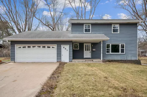 651 N Fremont St, River Falls, WI 54022