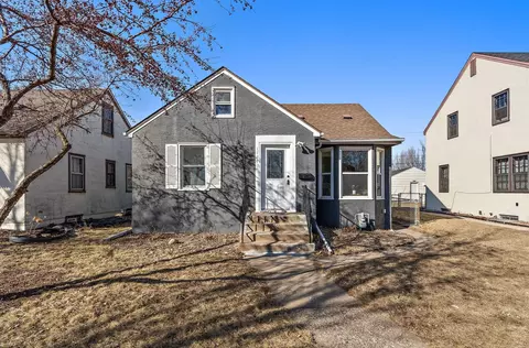 1787 Orange Ave E, Saint Paul, MN 55119