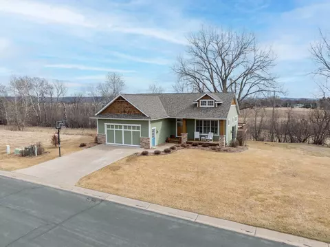 1420 Woodland Way, Lake City, MN 55041