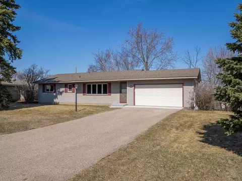 2144 Jade Pt, Eagan, MN 55122