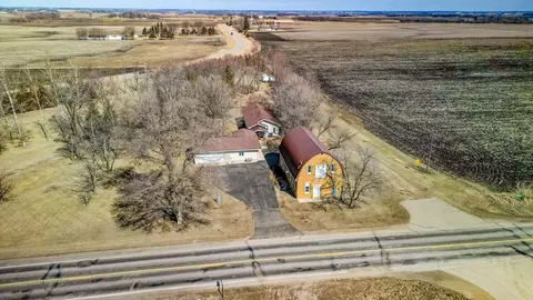 43021 160th St, Waseca, MN 56093