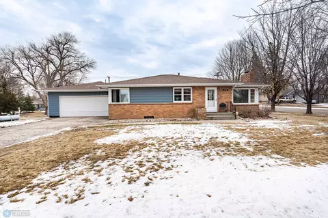 319 6th Ave SE, Elbow Lake, MN 56531