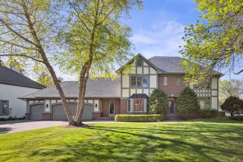 19890 Muirfield Cir, Shorewood, MN 55331