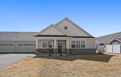 8189 63rd St S, Cottage Grove, MN 55016