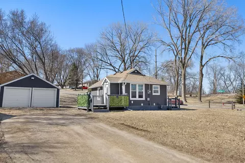 528 Riverside Ave, Owatonna, MN 55060