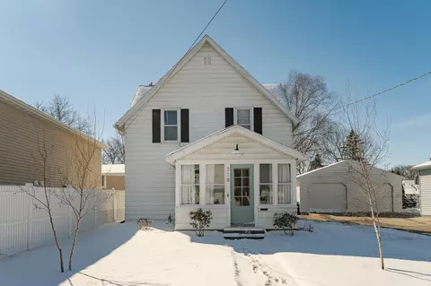 718 10th St SE, Rochester, MN 55904
