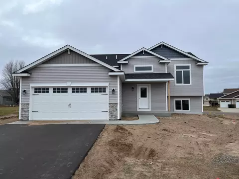 1804 6th St N, Sartell, MN 56377