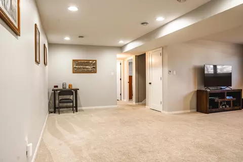 Living - 1425 Mitchell Dr, Faribault, MN 55021 photo 7 of 8