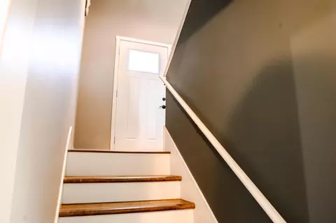Entry Way - 1425 Mitchell Dr, Faribault, MN 55021 photo 5 of 5