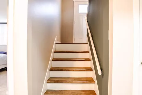 Entry Way - 1425 Mitchell Dr, Faribault, MN 55021 photo 1 of 5