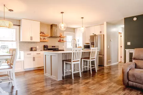 Kitchen - 1425 Mitchell Dr, Faribault, MN 55021 photo 2 of 3