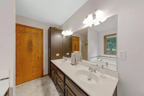 1404 19th Ave NW, Faribault, MN 55021 photo 9