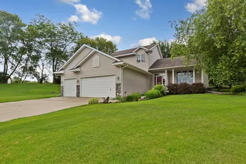 1404 19th Ave NW, Faribault, MN 55021