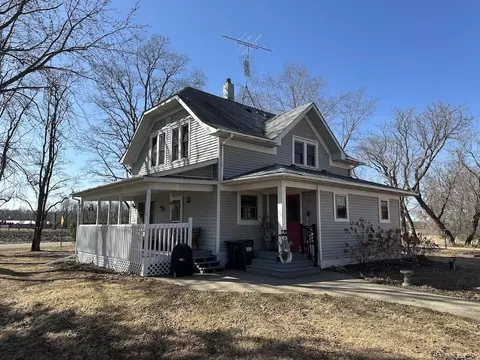 16815 Ttt Rd, Eden Valley, MN 55329