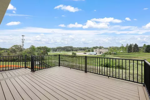 4939 Parkside Cir, Eagan, MN 55123 photo 29