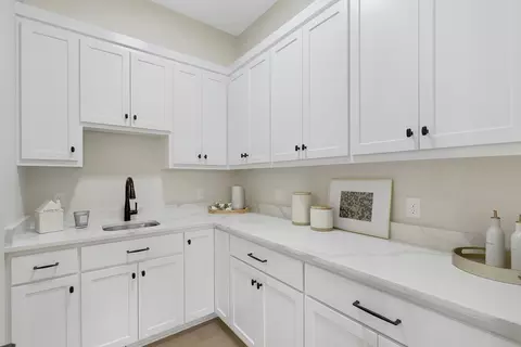4939 Parkside Cir, Eagan, MN 55123 photo 32