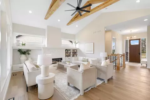 4939 Parkside Cir, Eagan, MN 55123 photo 8